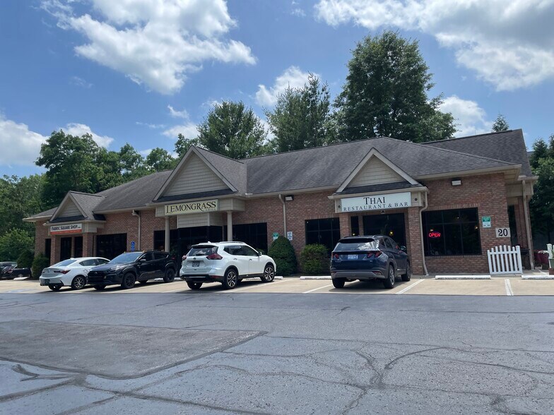 20 N Main St, Munroe Falls, OH à vendre - Photo de l’immeuble – Image 2 sur 3