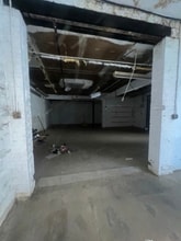 349-359 Scholes St, Brooklyn, NY à louer Photo intérieure– Image 1 sur 2