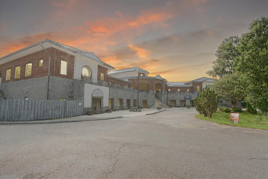 138 Dublin Square Rd, Asheboro, NC à vendre - Photo de l’immeuble – Image 2 sur 22
