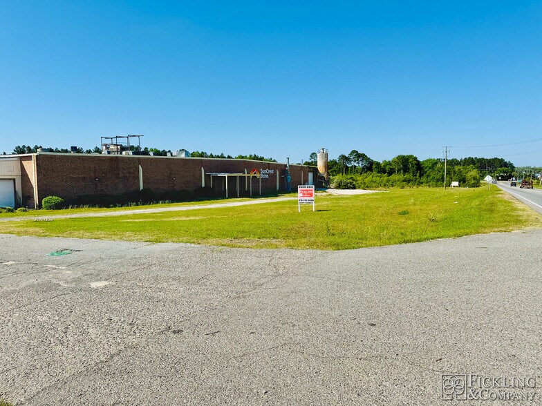 139 Benjamin Hill Dr, Fitzgerald, GA à vendre - Photo de l’immeuble – Image 2 sur 22