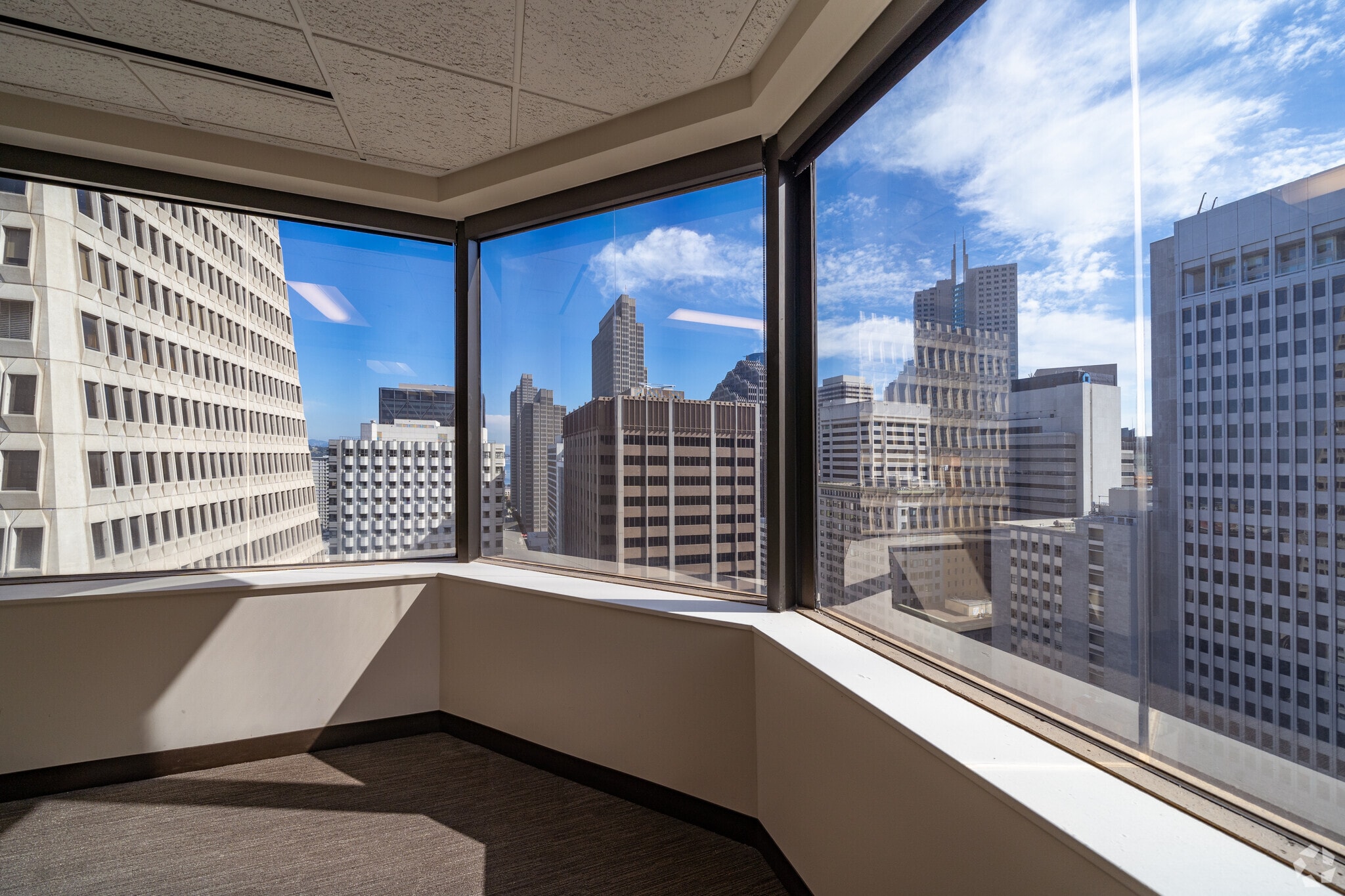 601 Montgomery St, San Francisco, CA à louer Photo intérieure– Image 1 sur 5