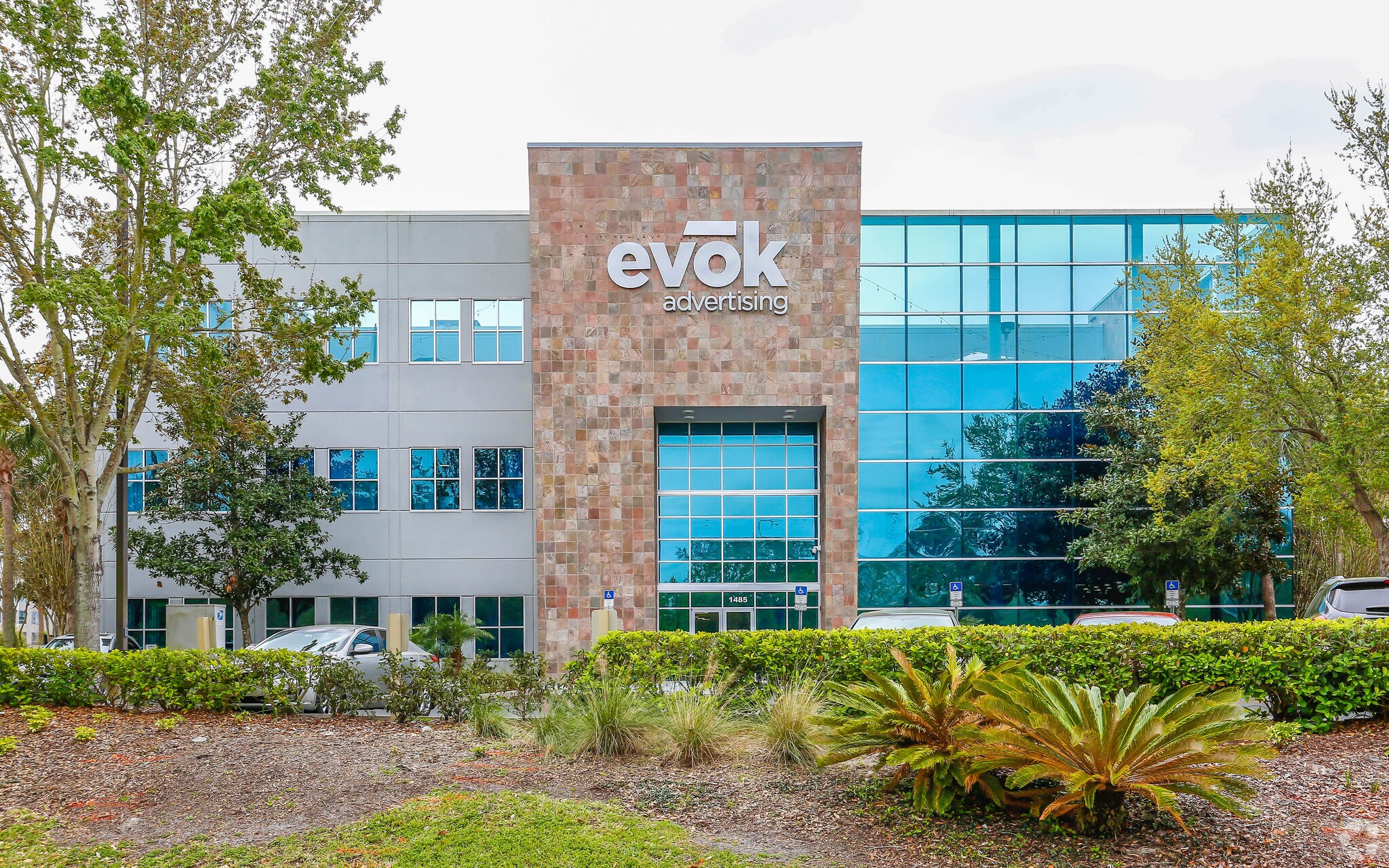 1485 International Pky, Lake Mary, FL à louer Photo de l’immeuble– Image 1 sur 7