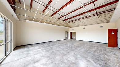 14060 S Peoria Ave, Glenpool, OK à louer Numérisation 3D Matterport– Image 1 sur 1