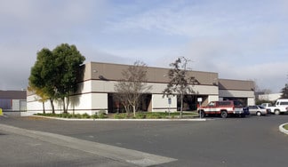 Plus de détails pour 2349 N Watney Way, Fairfield, CA - Industriel/Logistique à louer