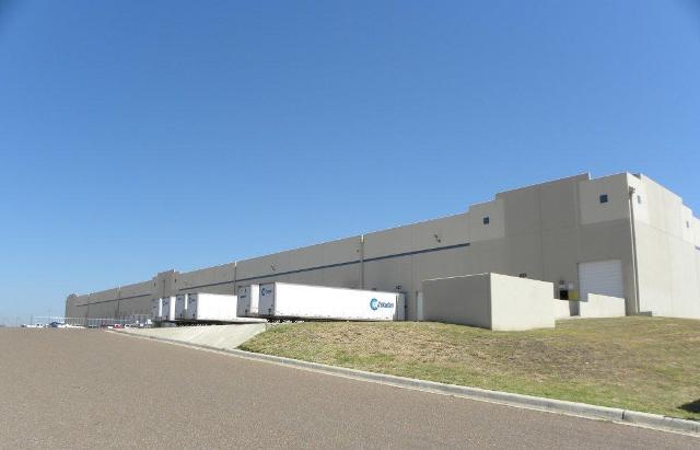 12135 Sara Rd, Laredo, TX à louer - Photo de l’immeuble – Image 2 sur 4