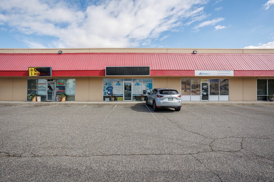 7201 W Clearwater Ave, Kennewick, WA à vendre - Photo de l’immeuble – Image 3 sur 8