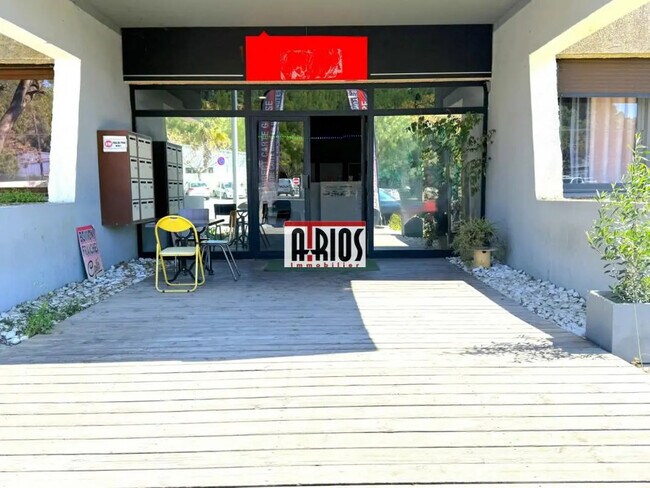 Plus de détails pour Bureau à louer