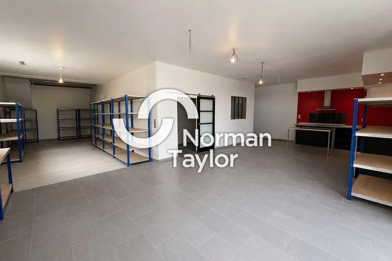 Local d’activités dans Gigean à louer Photo intérieure– Image 1 sur 11