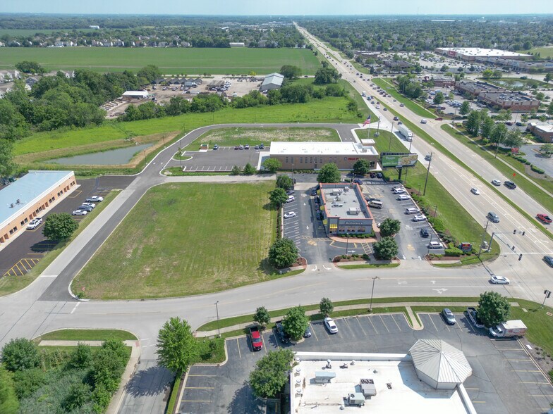 12501 S Rte 59, Plainfield, IL à louer - Photo de l’immeuble – Image 3 sur 8
