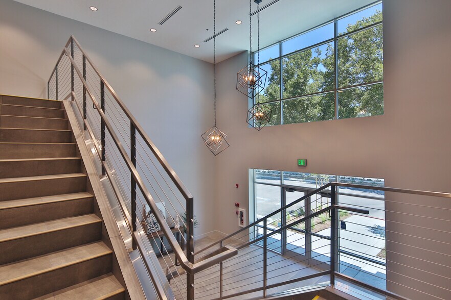 25425 Orchard Village Rd, Santa Clarita, CA à vendre - Photo intérieure – Image 3 sur 68