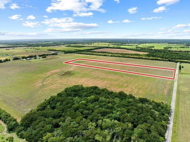 14.162 Acres Bucksnort Road, Van Alstyne, TX à vendre - Aérien – Image 2 sur 4