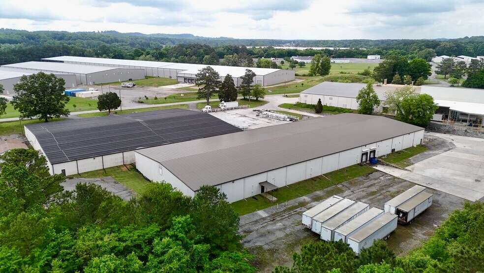 2915 20th St NE, Cleveland, TN à louer - Photo de l’immeuble – Image 3 sur 7
