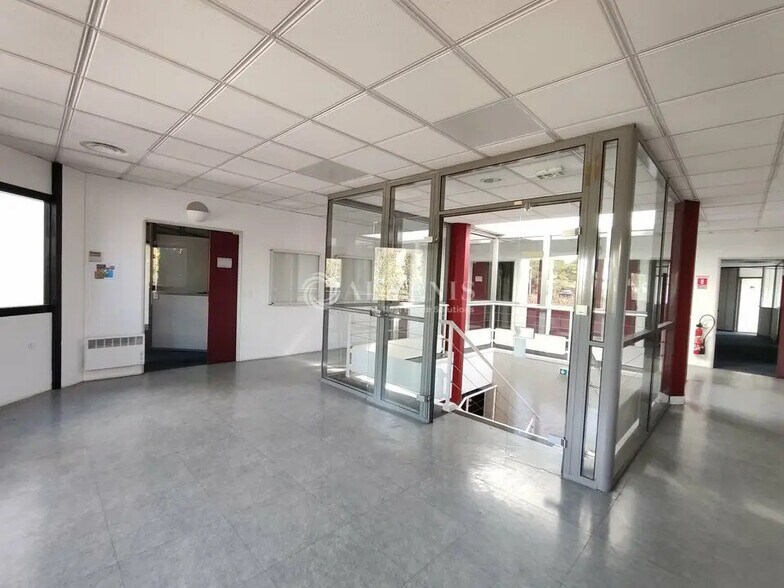 Bureau dans Montpellier à louer - Photo de l’immeuble – Image 2 sur 6