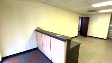 7422 Garvey Ave, Rosemead, CA à louer - Vidéo sur l’annonce professionnelle 