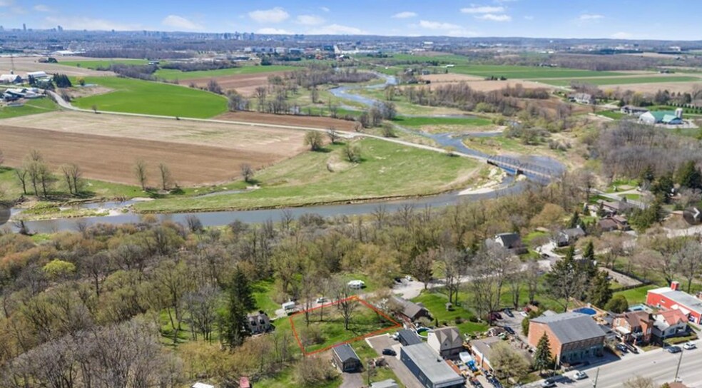10 Elgin E st, Woolwich, ON à vendre - Aérien – Image 3 sur 4