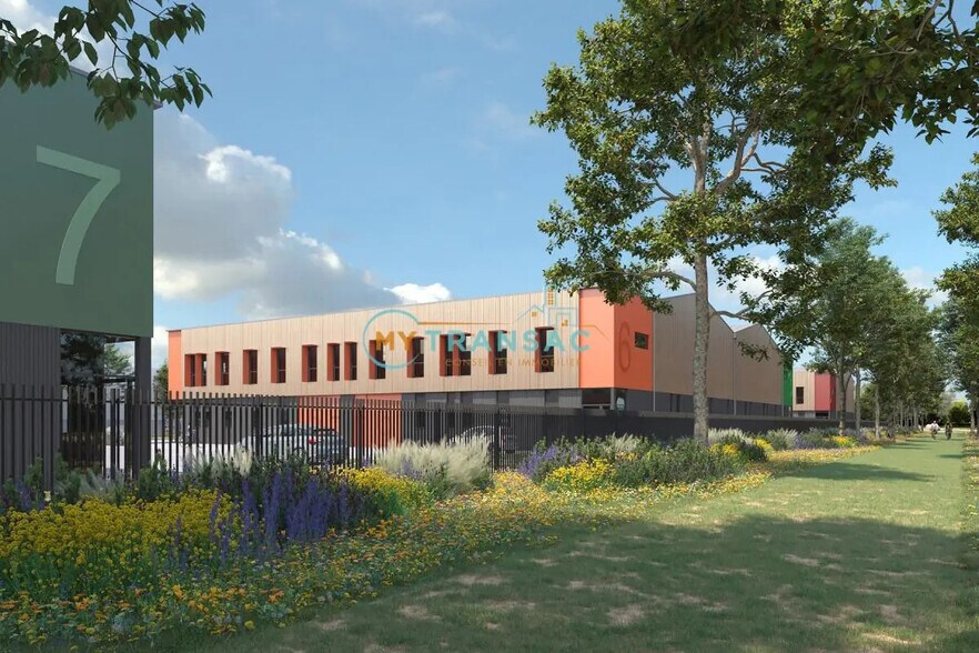 Local d'activités dans Limeil-Brévannes à vendre - Photo de l’immeuble – Image 1 sur 13