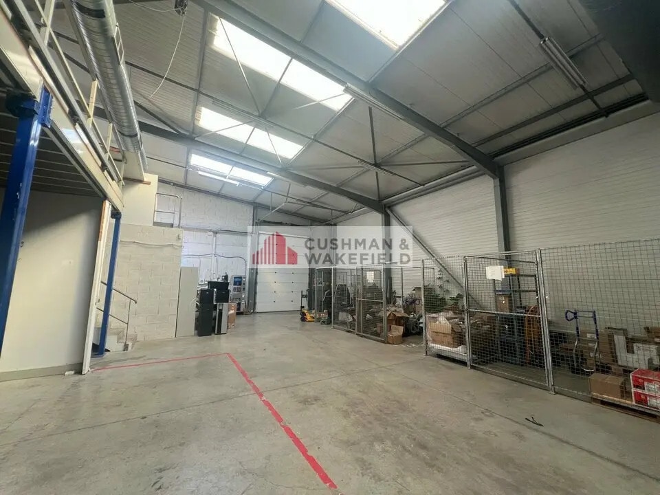 Local d’activités dans Nîmes à louer Photo intérieure– Image 1 sur 4