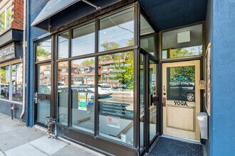 357 Jane St, Toronto, ON à louer Photo de l’immeuble– Image 1 sur 19