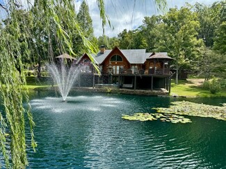 Plus de détails pour 1314 Hebron Church Rd, Henryville, IN - Spécialisé à vendre