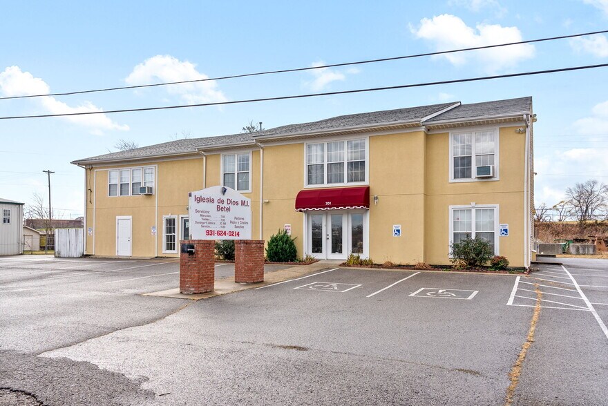 701 Red River St, Clarksville, TN à vendre - Photo de l’immeuble – Image 3 sur 23