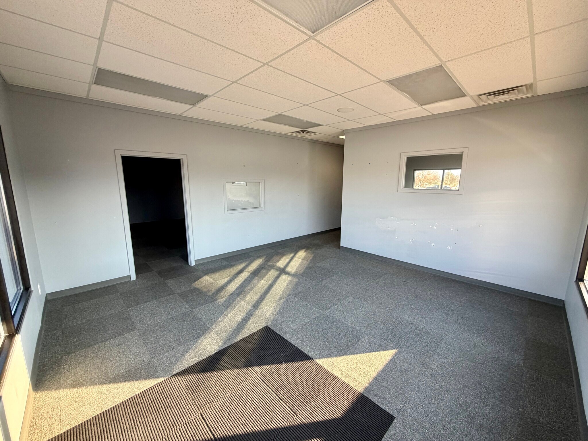 380 Oaks Xing, Plainwell, MI à louer Photo intérieure– Image 1 sur 5