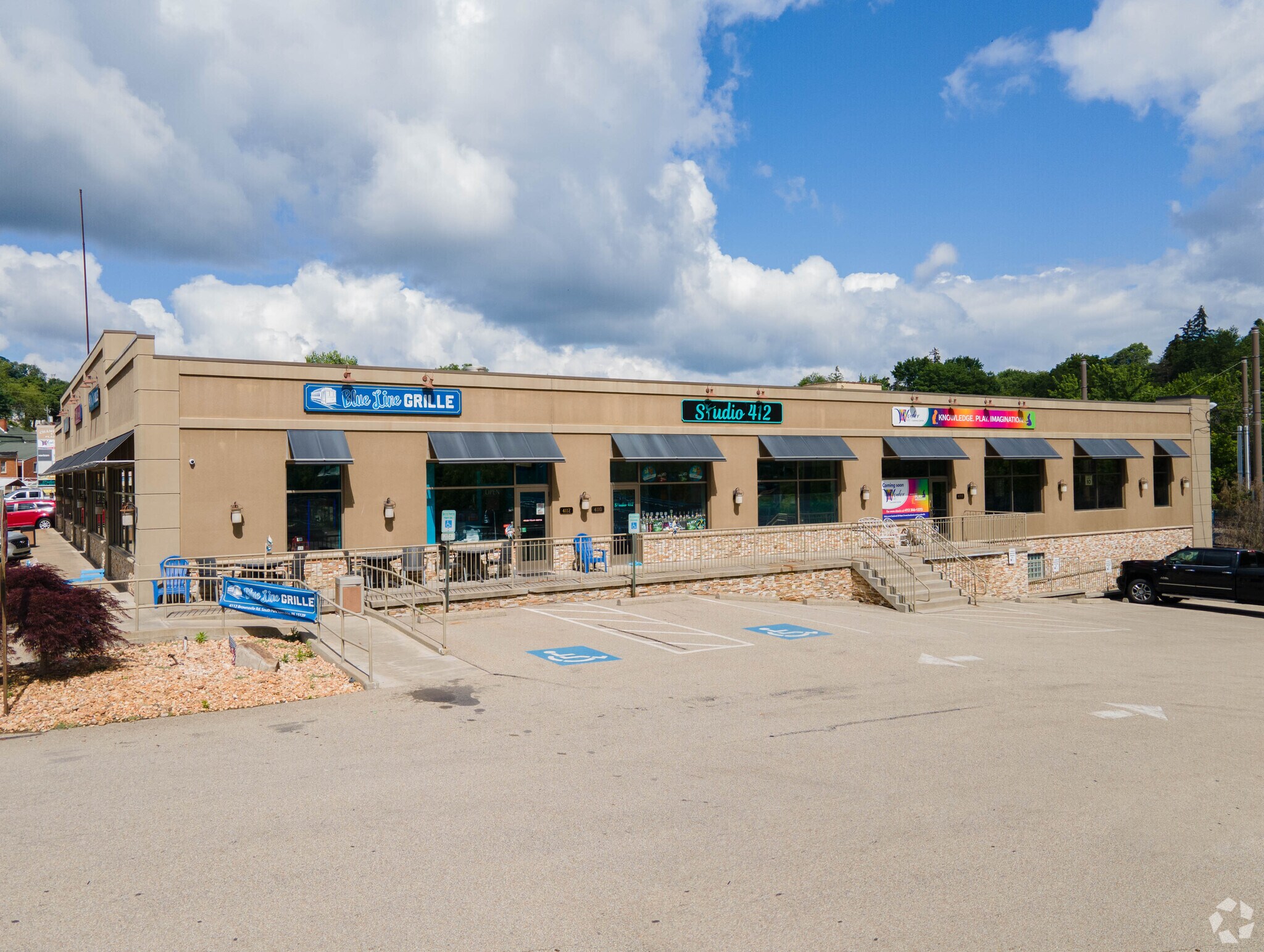 4120 Brownsville Rd, South Park, PA à vendre Photo principale– Image 1 sur 5