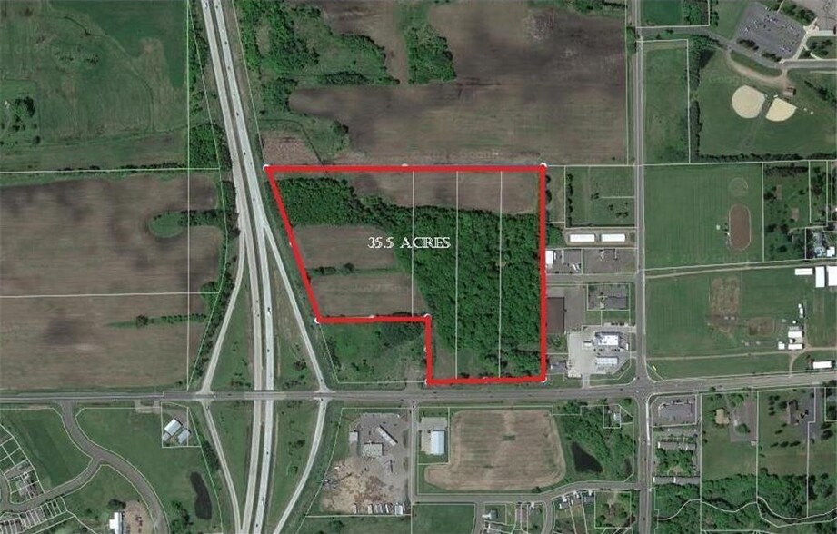 1450 W 4th St, Rush City, MN à vendre - Aérien – Image 1 sur 1