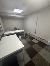 5877 Commerce St, Pittsburgh, PA à louer Photo intérieure– Image 1 sur 3