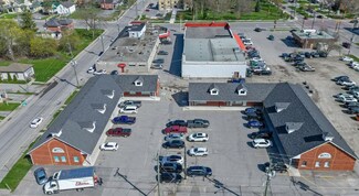 Plus de détails pour 84-86 Russell St W, Kawartha Lakes, ON - Bureau/Local commercial à louer