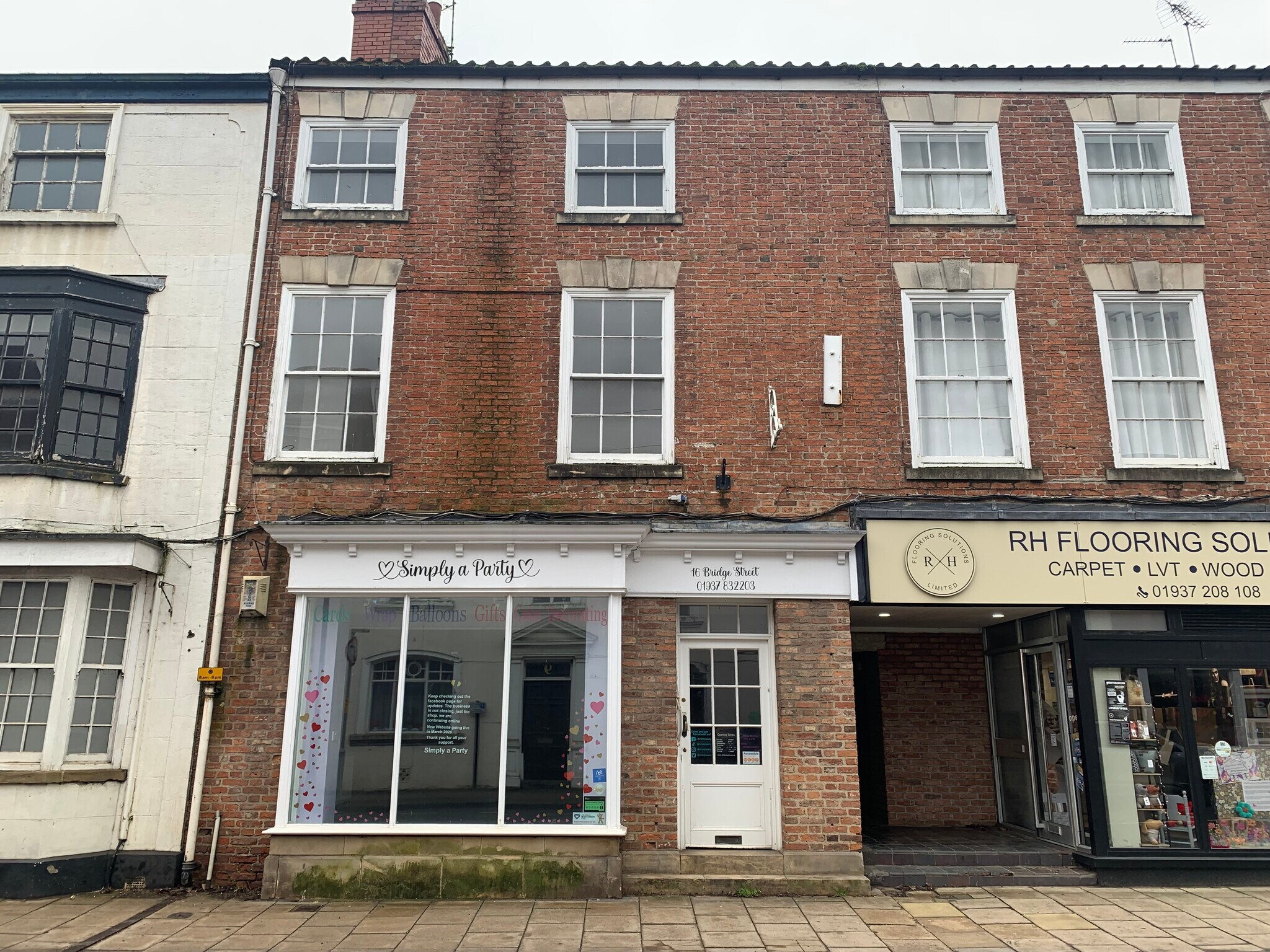 16 Bridge St, Tadcaster à louer Photo principale– Image 1 sur 2