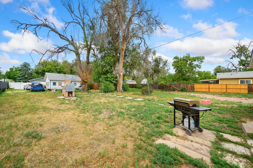 323 N Howes St, Fort Collins, CO à vendre - Photo de l’immeuble – Image 3 sur 8