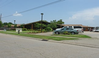 Plus de détails pour 535 Commerce St, Gretna, LA - Santé à vendre