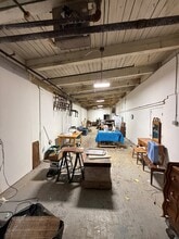 61 Endicott St, Norwood, MA à louer Photo intérieure– Image 1 sur 2