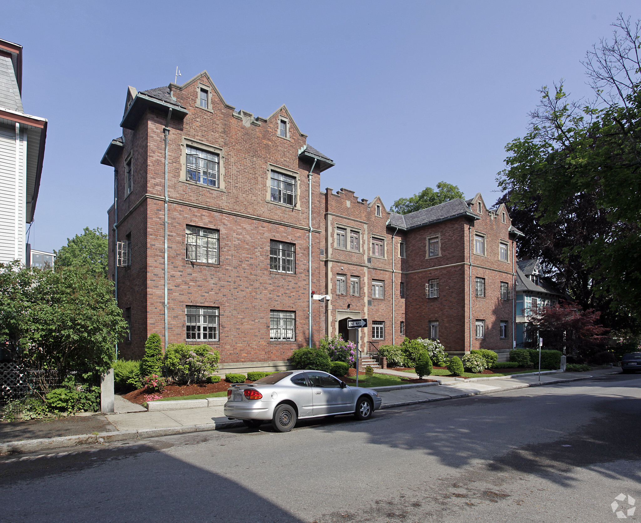 21 Fruit St, Worcester, MA à vendre Photo principale– Image 1 sur 5