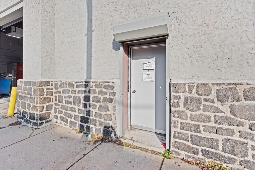 2415 Morris St, Philadelphia, PA à vendre - Photo de l’immeuble – Image 3 sur 27