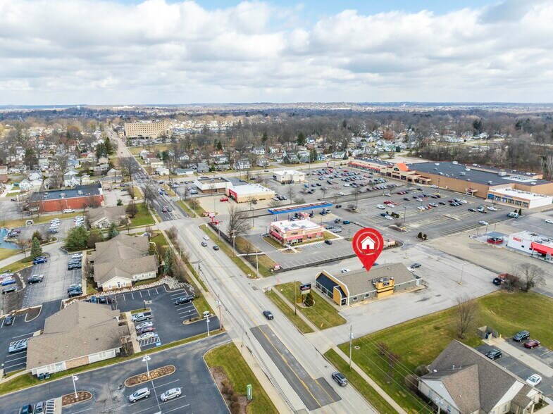 71 5th St SE, Barberton, OH à vendre - Photo de l’immeuble – Image 3 sur 24