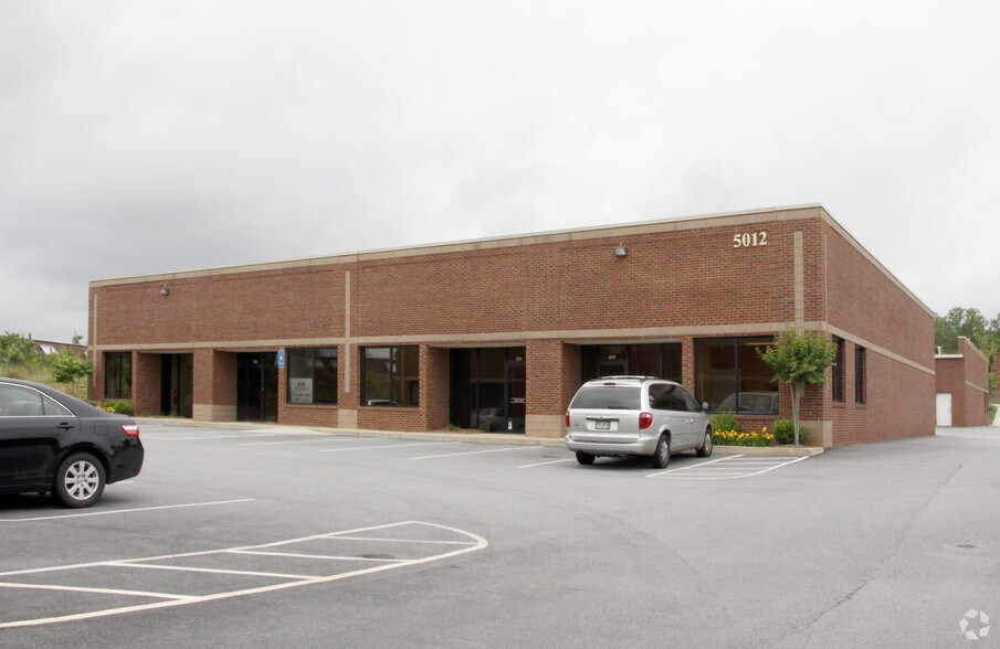 5012 B U Bowman Dr, Buford, GA à vendre - Photo de l’immeuble – Image 3 sur 6