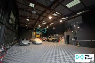 Plus de détails pour Local d'activités à louer