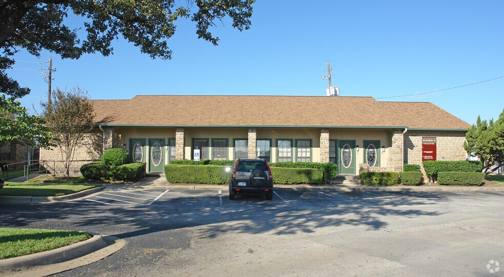 13740 Research Blvd, Austin, TX à vendre - Photo de l’immeuble – Image 2 sur 3