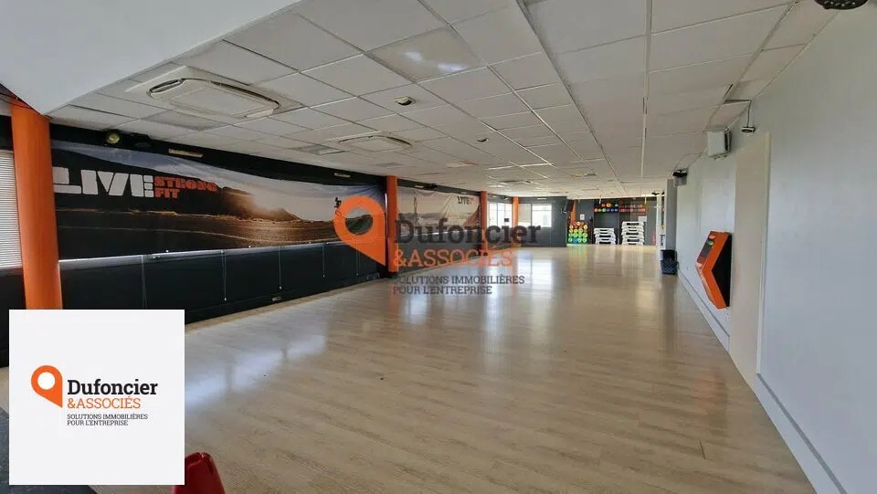 Local commercial dans Poitiers à vendre - Photo de l’immeuble – Image 3 sur 7
