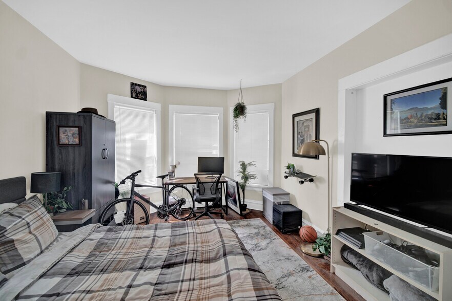 1029 Garnett Pl, Evanston, IL à vendre - Photo de l’immeuble – Image 3 sur 6