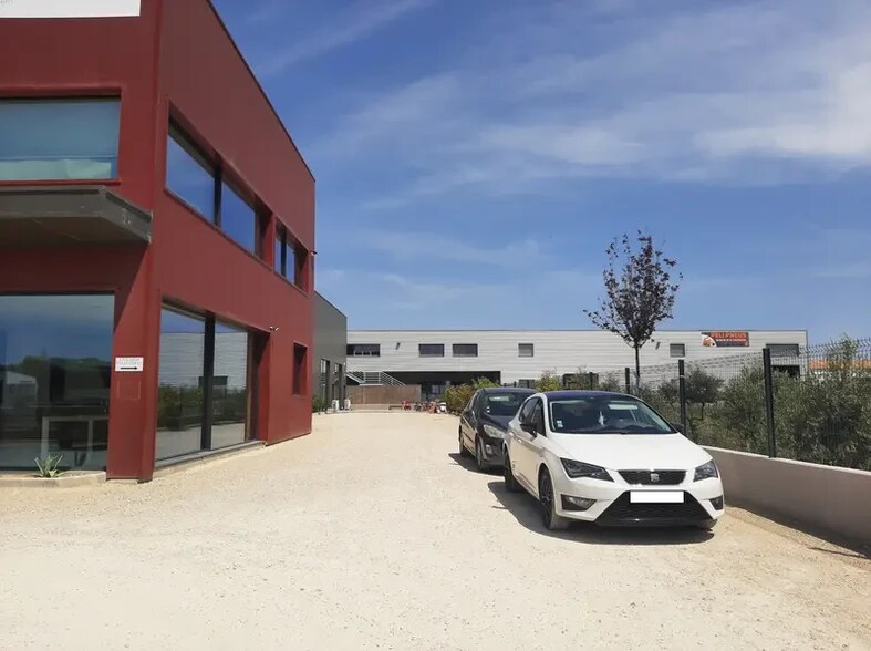 14 Za Du Bas Taulet, Pélissanne à louer - Autre – Image 2 sur 3