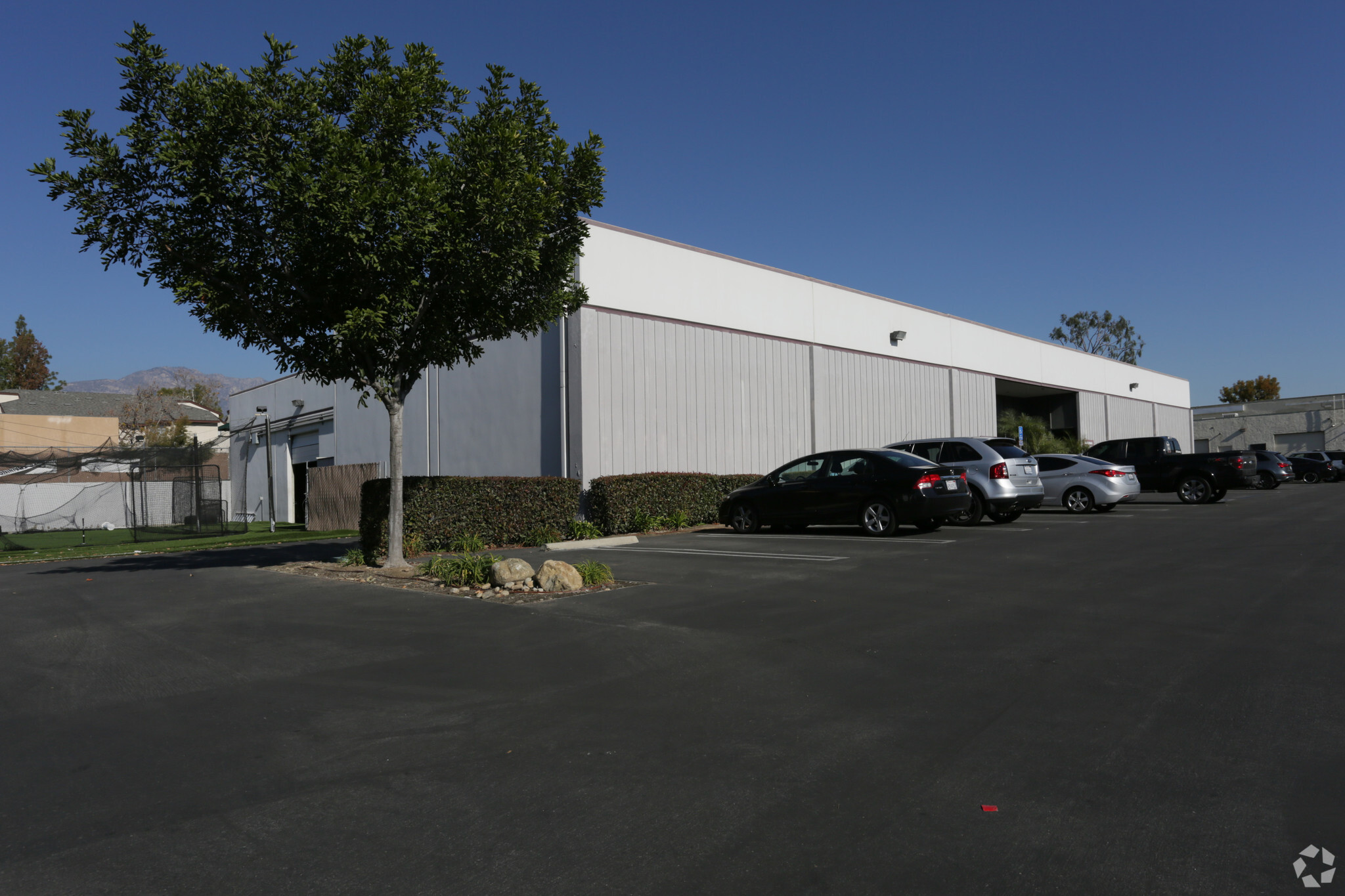 1241-1253 W 9th St, Upland, CA à louer Photo principale– Image 1 sur 4