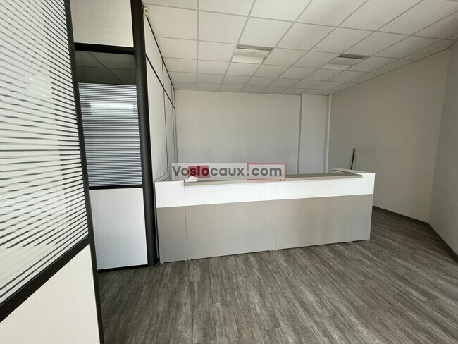 Plus de détails pour Bureau à louer