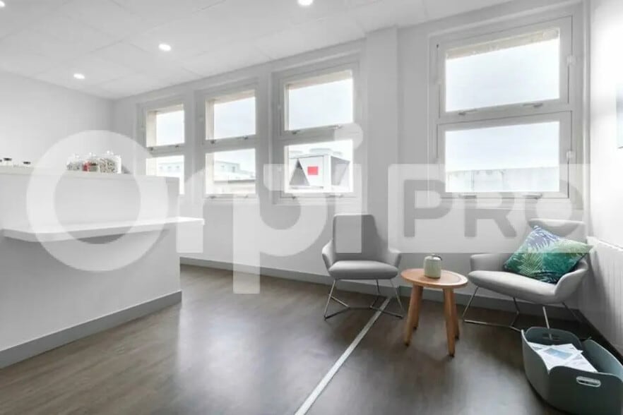 47 Place Alphonse Fiquet, Amiens à louer - Photo de l’immeuble – Image 3 sur 25