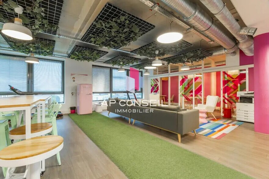 Bureau dans Versailles à vendre - Photo de l’immeuble – Image 1 sur 6