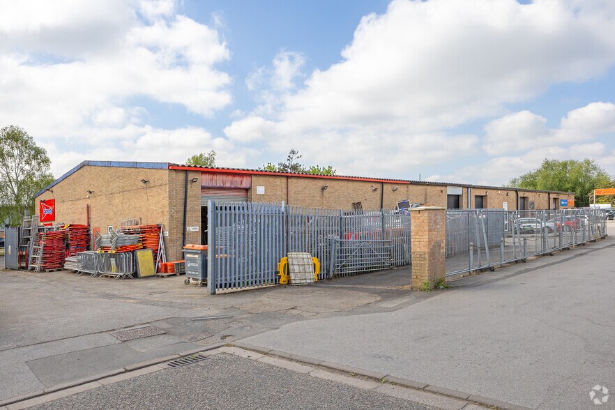 1-9 Chieftain Way, Lincoln à louer - Photo de l’immeuble – Image 1 sur 6