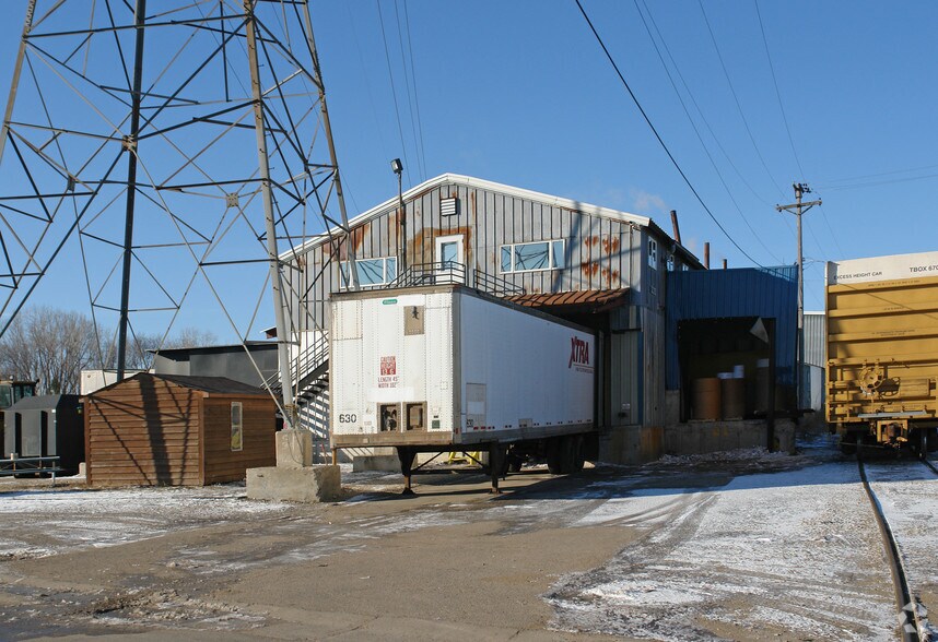 155 Irving Ave N, Minneapolis, MN à louer - Photo de l’immeuble – Image 3 sur 7