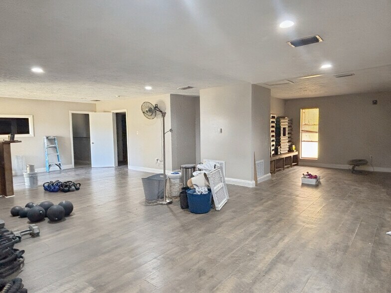 1806 E 50th St, Texarkana, AR à vendre - Photo intérieure – Image 2 sur 18