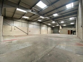 11-12 Mason Rd, Colchester à louer Photo intérieure– Image 2 sur 4